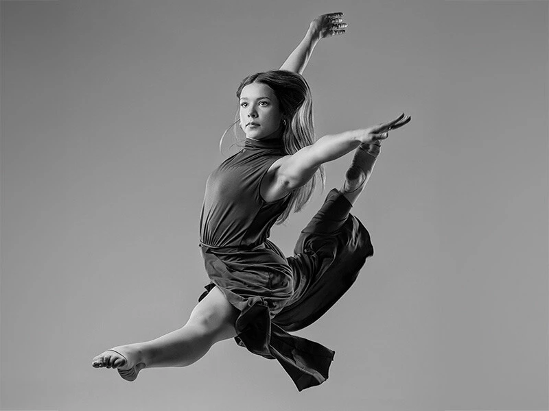 dancer jumping